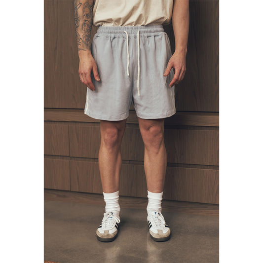 Stripe Travel Short in Sky - front detail